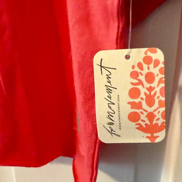 Women’s Free People FP Movement Inspire Logo T-Shirt Hibiscus. Size Medium. NWT - Picture 8 of 8
